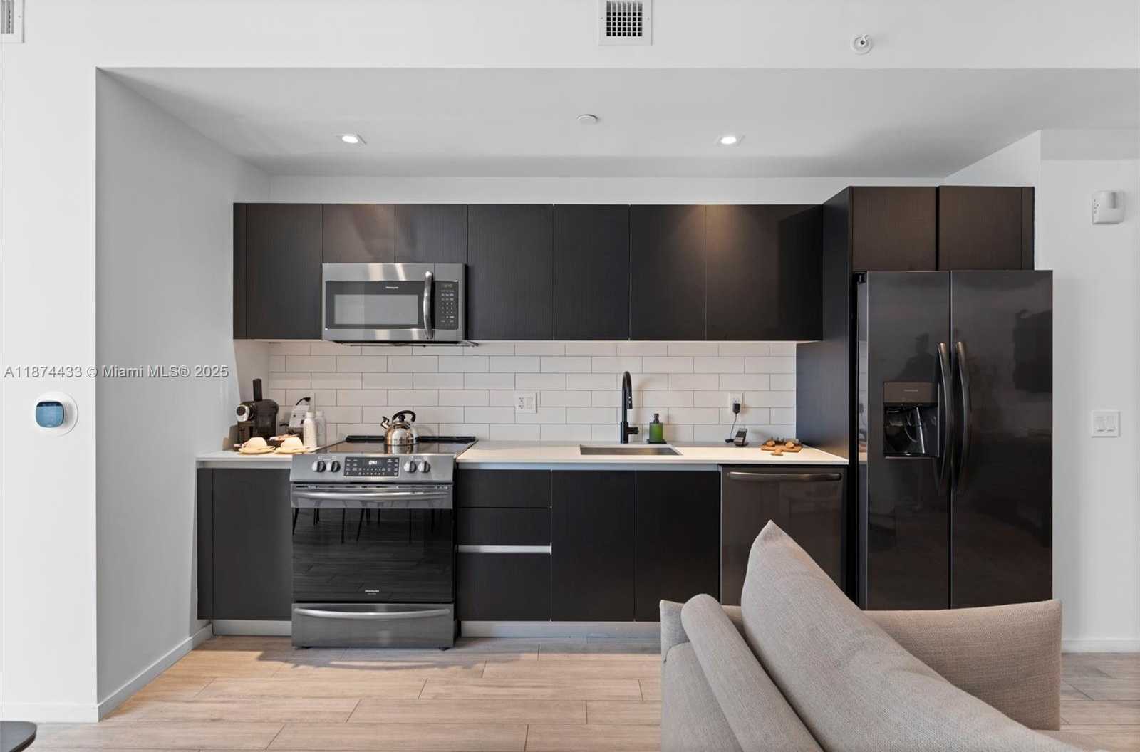 Small Image of 398 NORTH EAST 5TH ST #1514, Miami Number 6