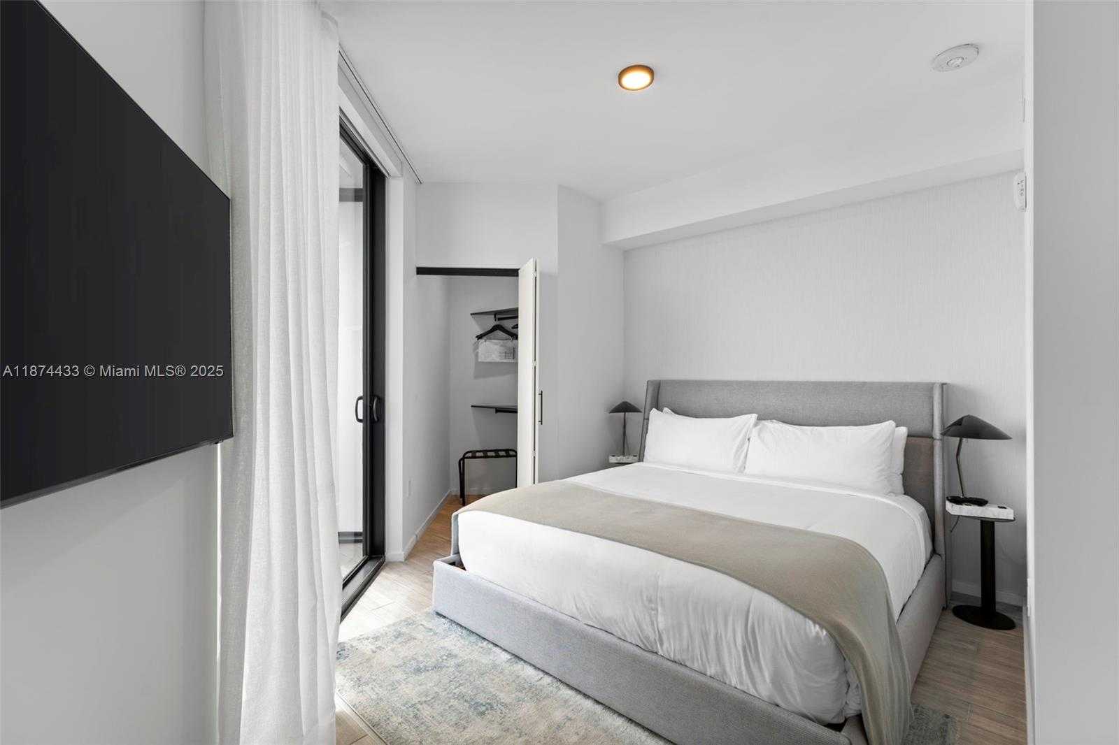 Small Image of 398 NORTH EAST 5TH ST #1514, Miami Number 8