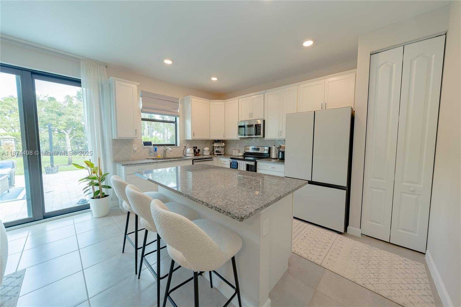 Small Image of 13094 ANTHORNE LN, Boynton Beach Number 19