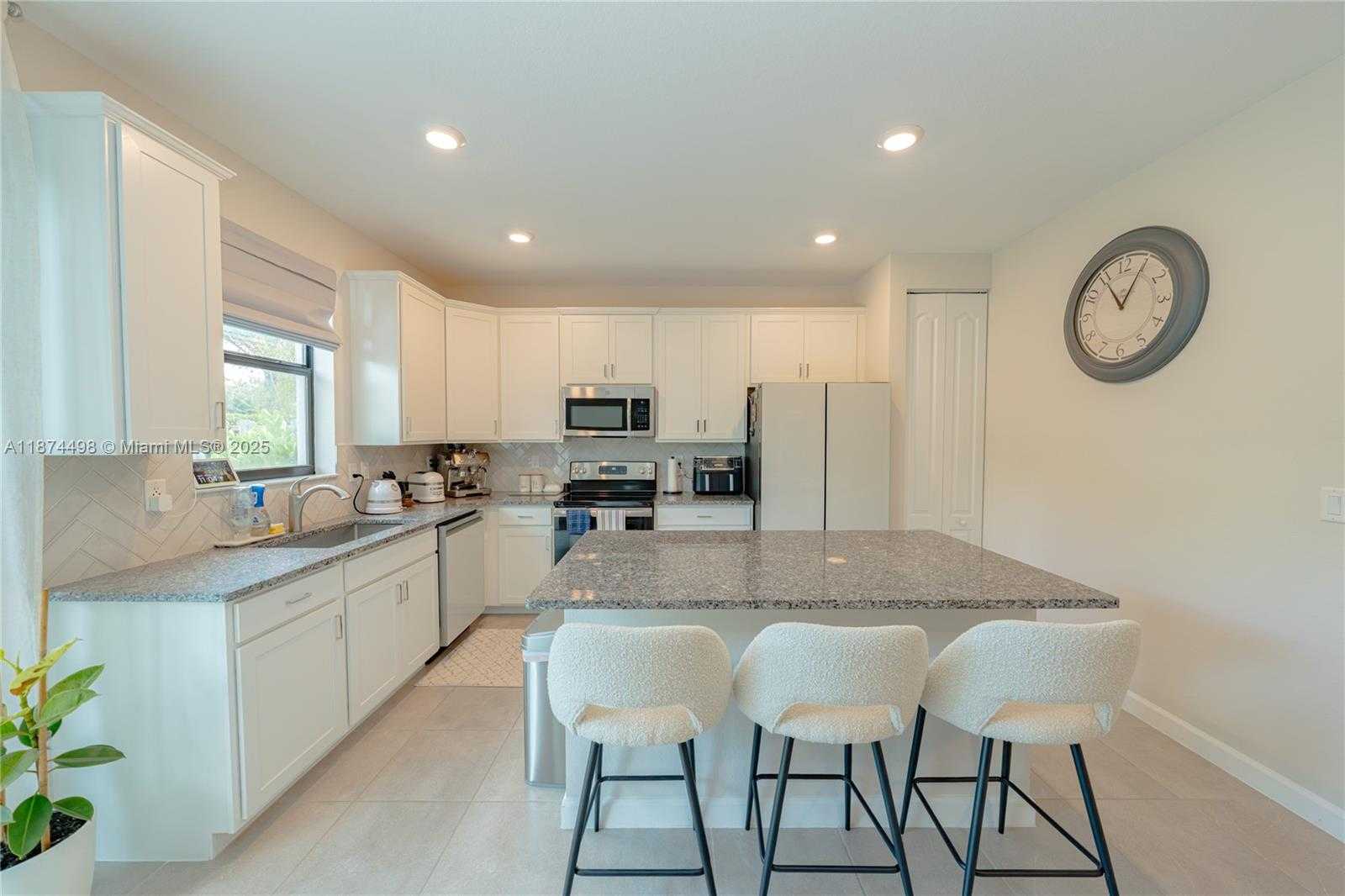 Small Image of 13094 ANTHORNE LN, Boynton Beach Number 20