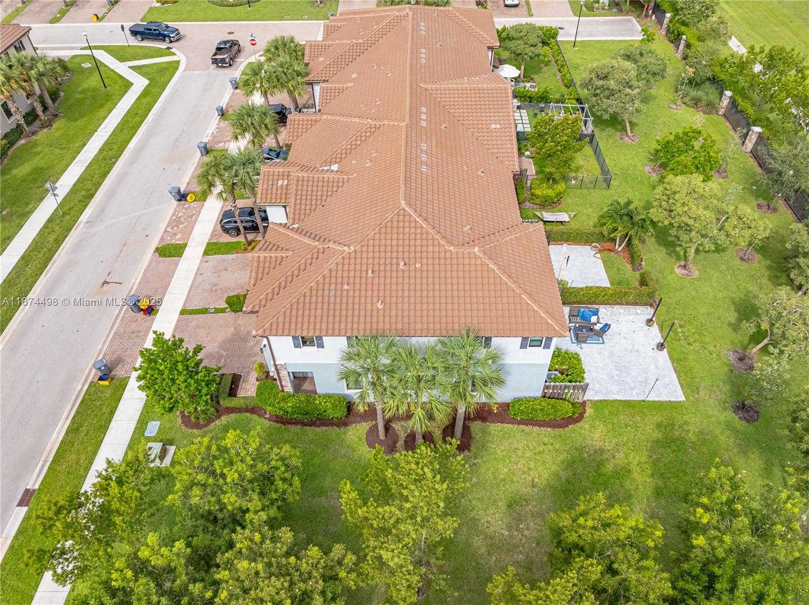 Small Image of 13094 ANTHORNE LN, Boynton Beach Number 4