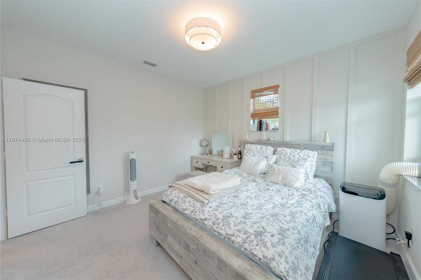 Small Image of 13094 ANTHORNE LN, Boynton Beach Number 43