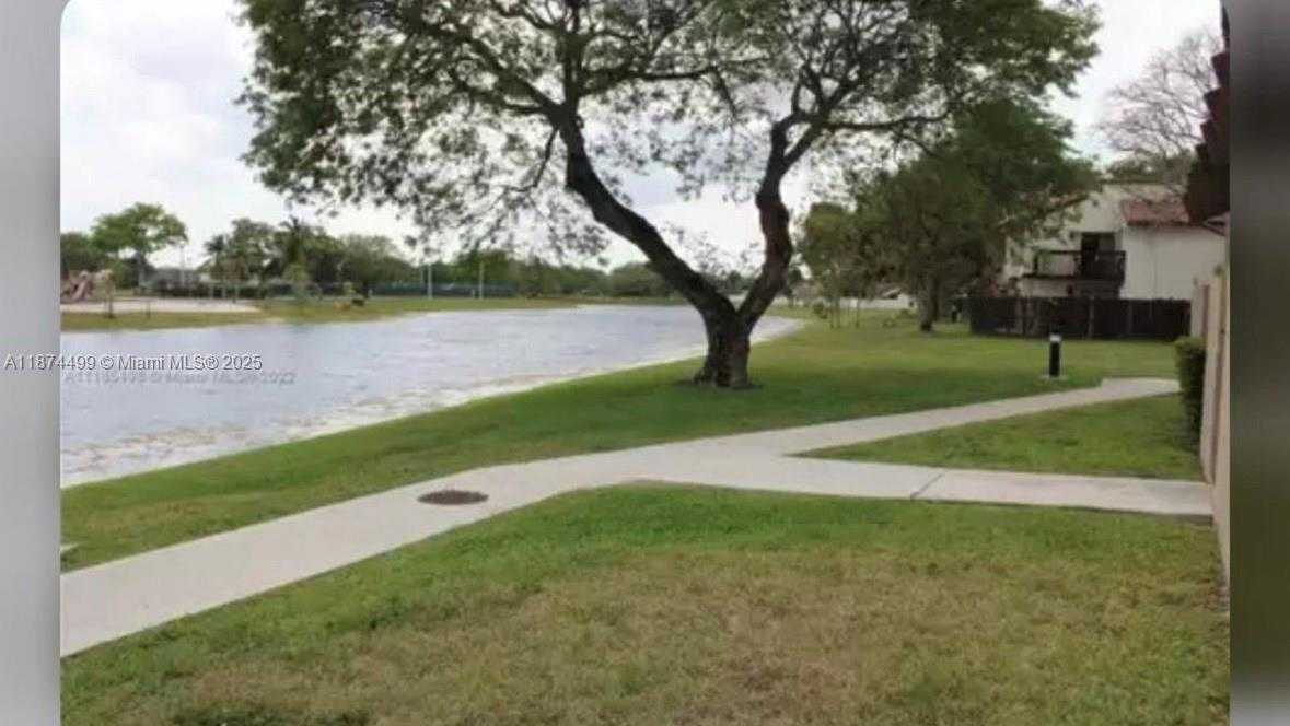 Small Image of 13231 SOUTH WEST 114TH TER, Miami Number 19