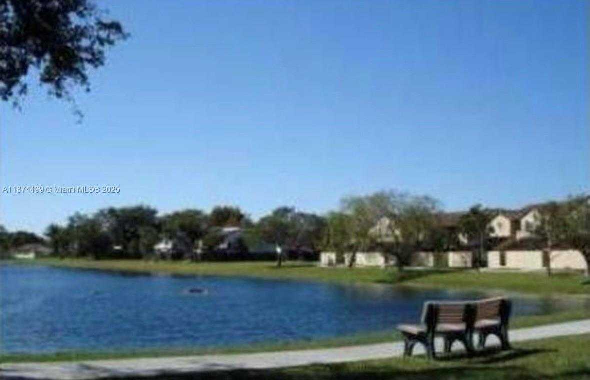 Small Image of 13231 SOUTH WEST 114TH TER, Miami Number 20