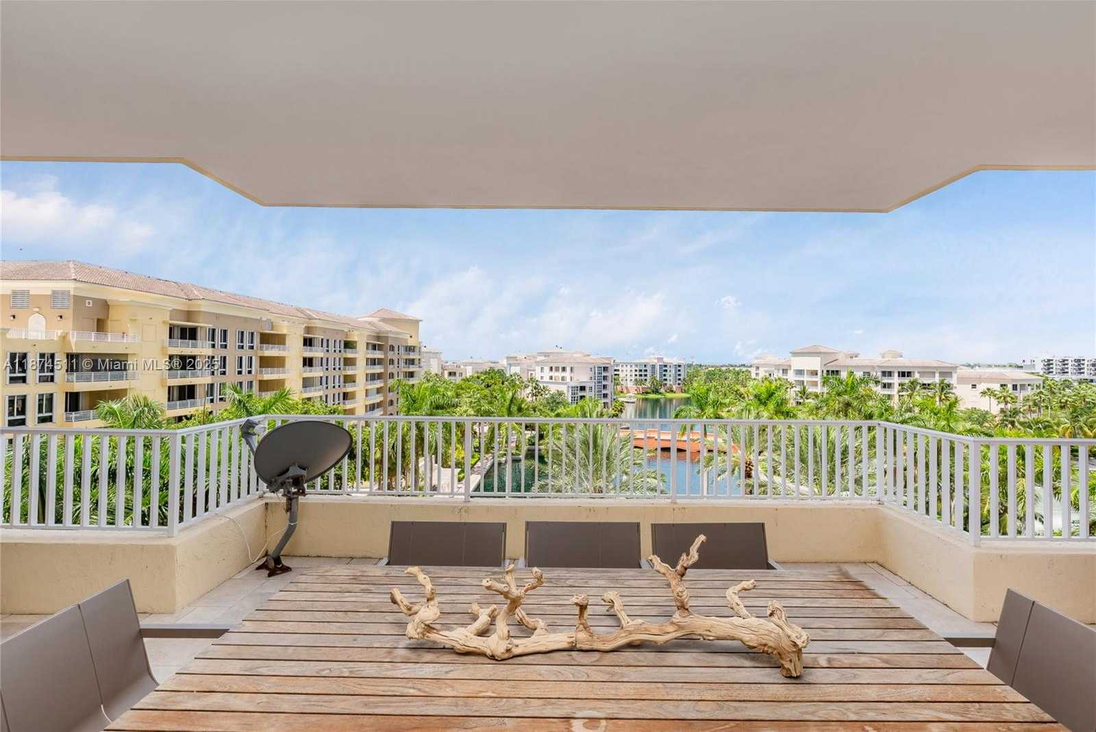 Small Image of 785 CRANDON BLVD #603, Key Biscayne Number 6