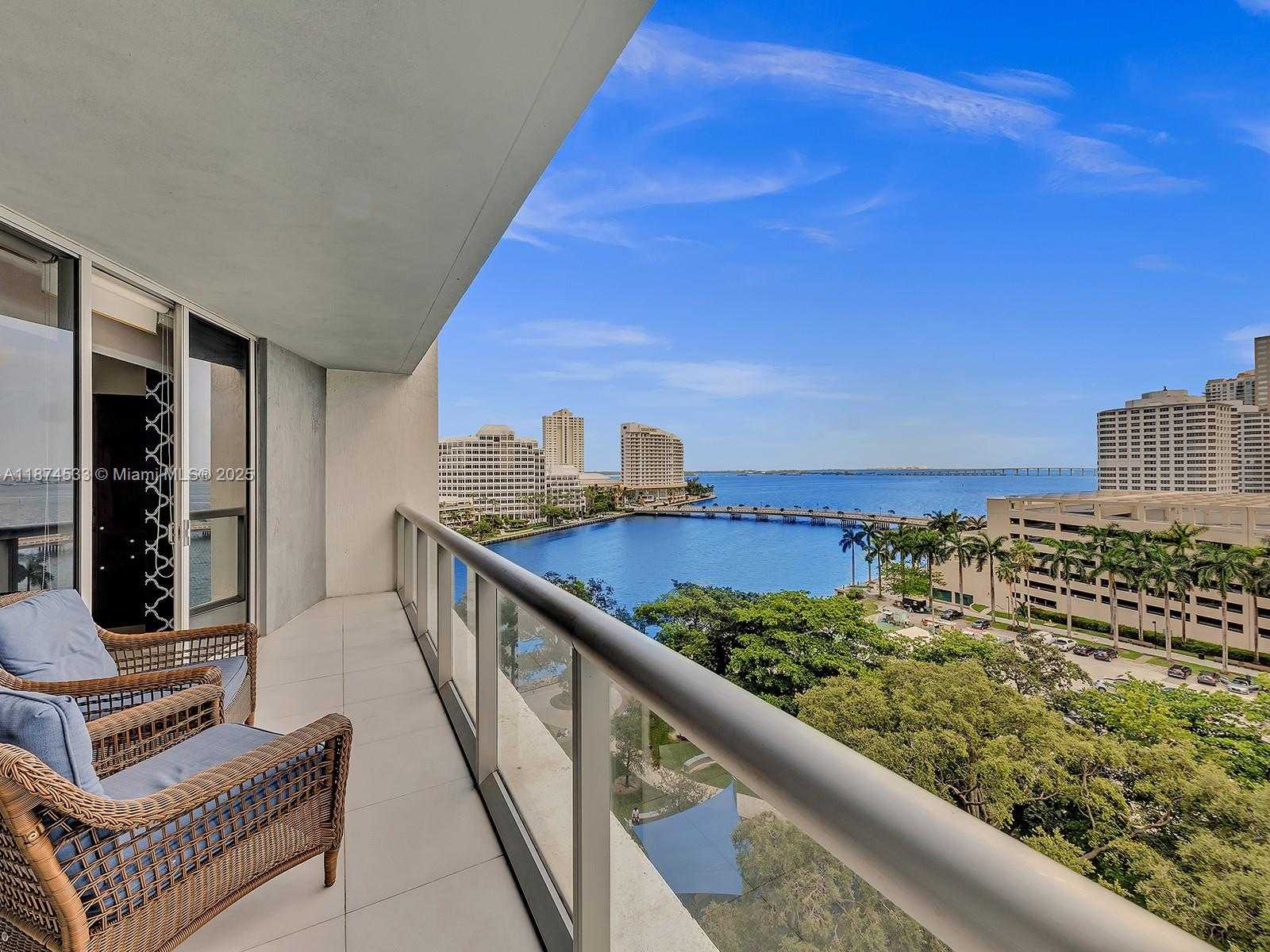 Small Image of 495 BRICKELL AVE #1007, Miami Number 26