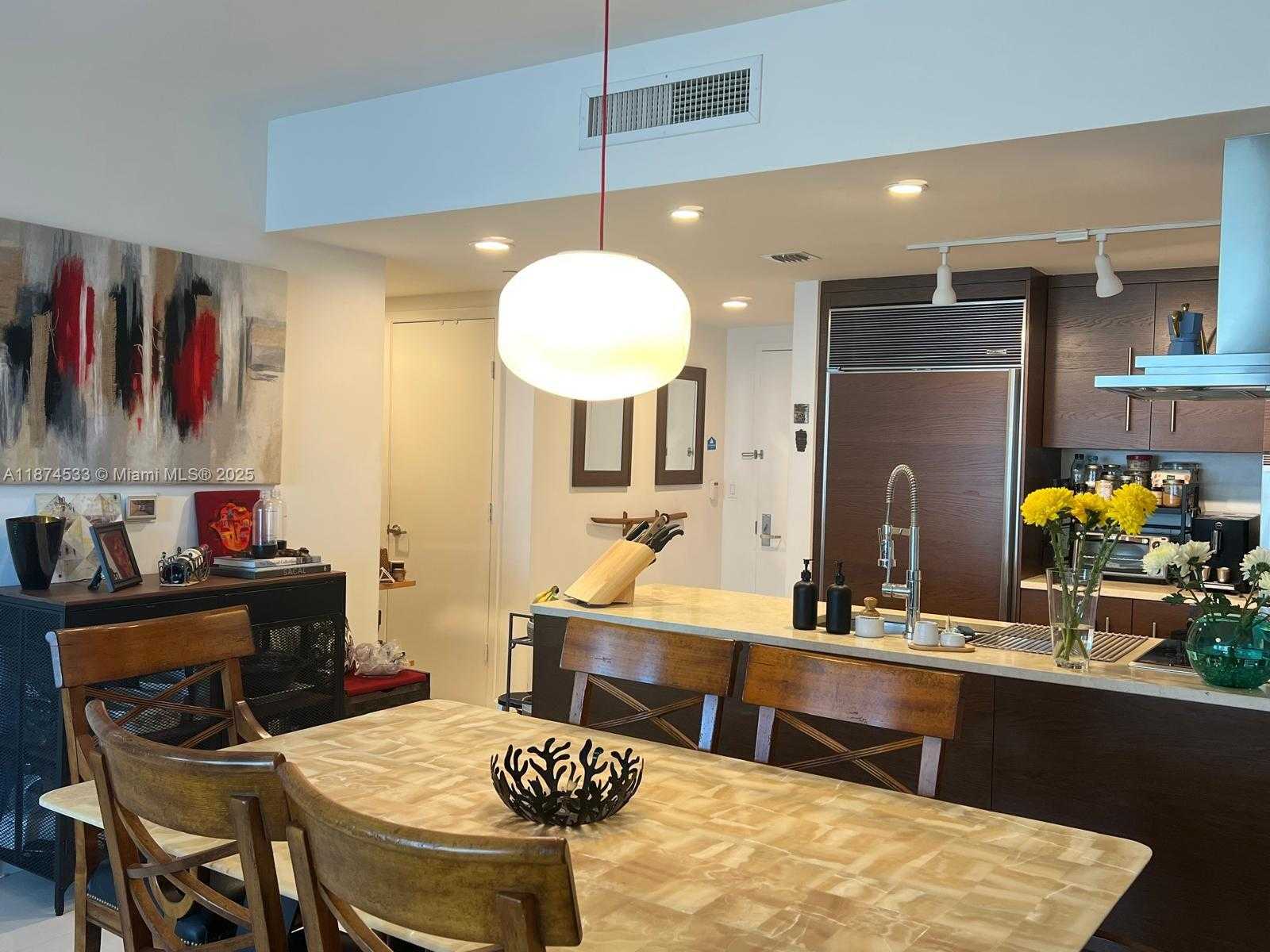 Small Image of 495 BRICKELL AVE #1007, Miami Number 7