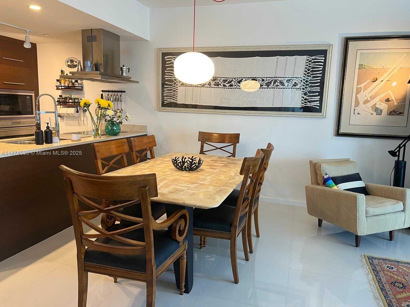 Small Image of 495 BRICKELL AVE #1007, Miami Number 8
