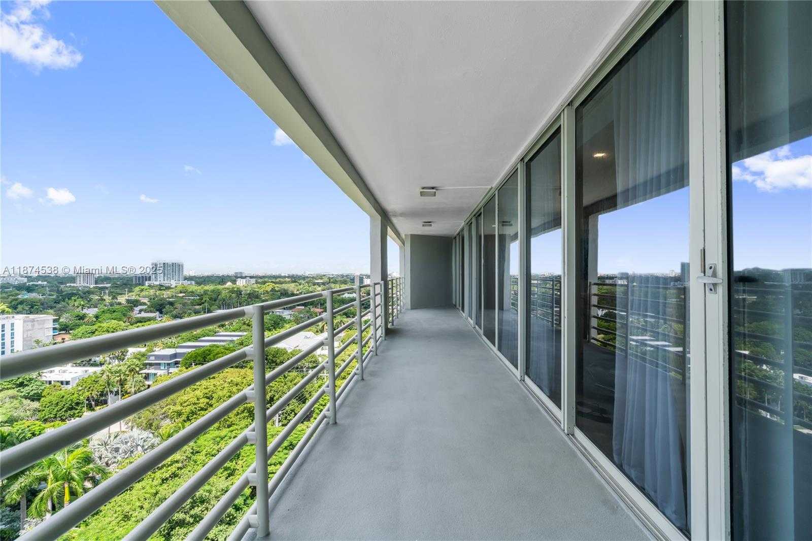 Small Image of 2025 BRICKELL AVE #1705, Miami Number 30