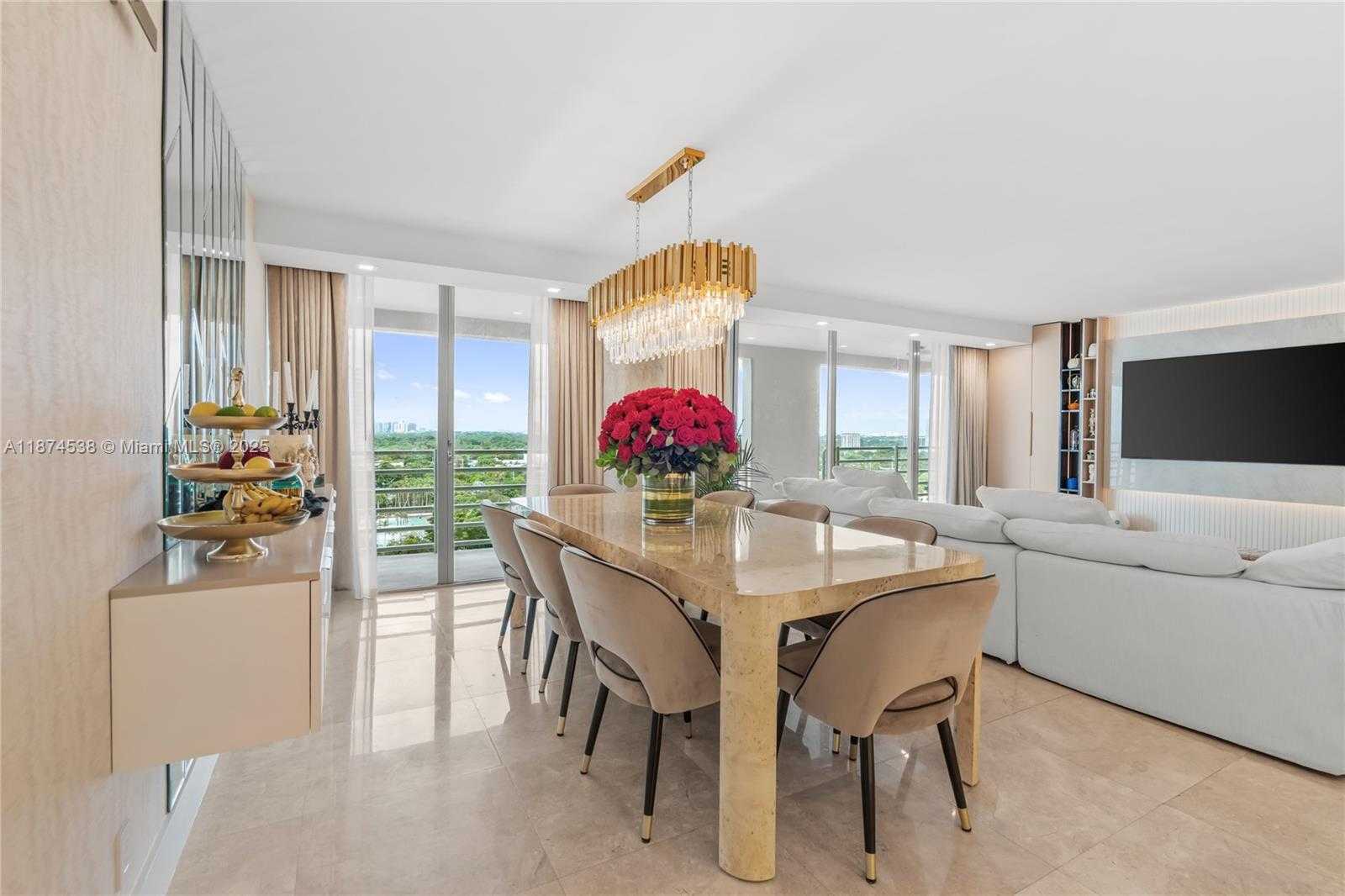 Small Image of 2025 BRICKELL AVE #1705, Miami Number 6