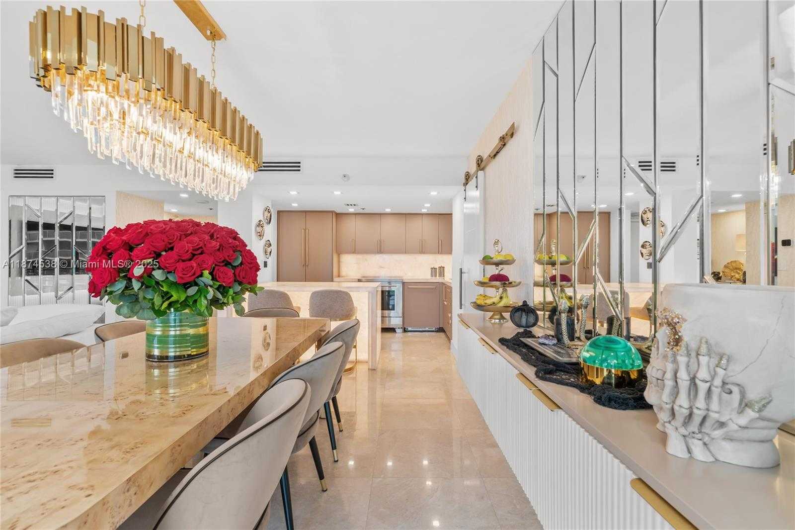 Small Image of 2025 BRICKELL AVE #1705, Miami Number 7