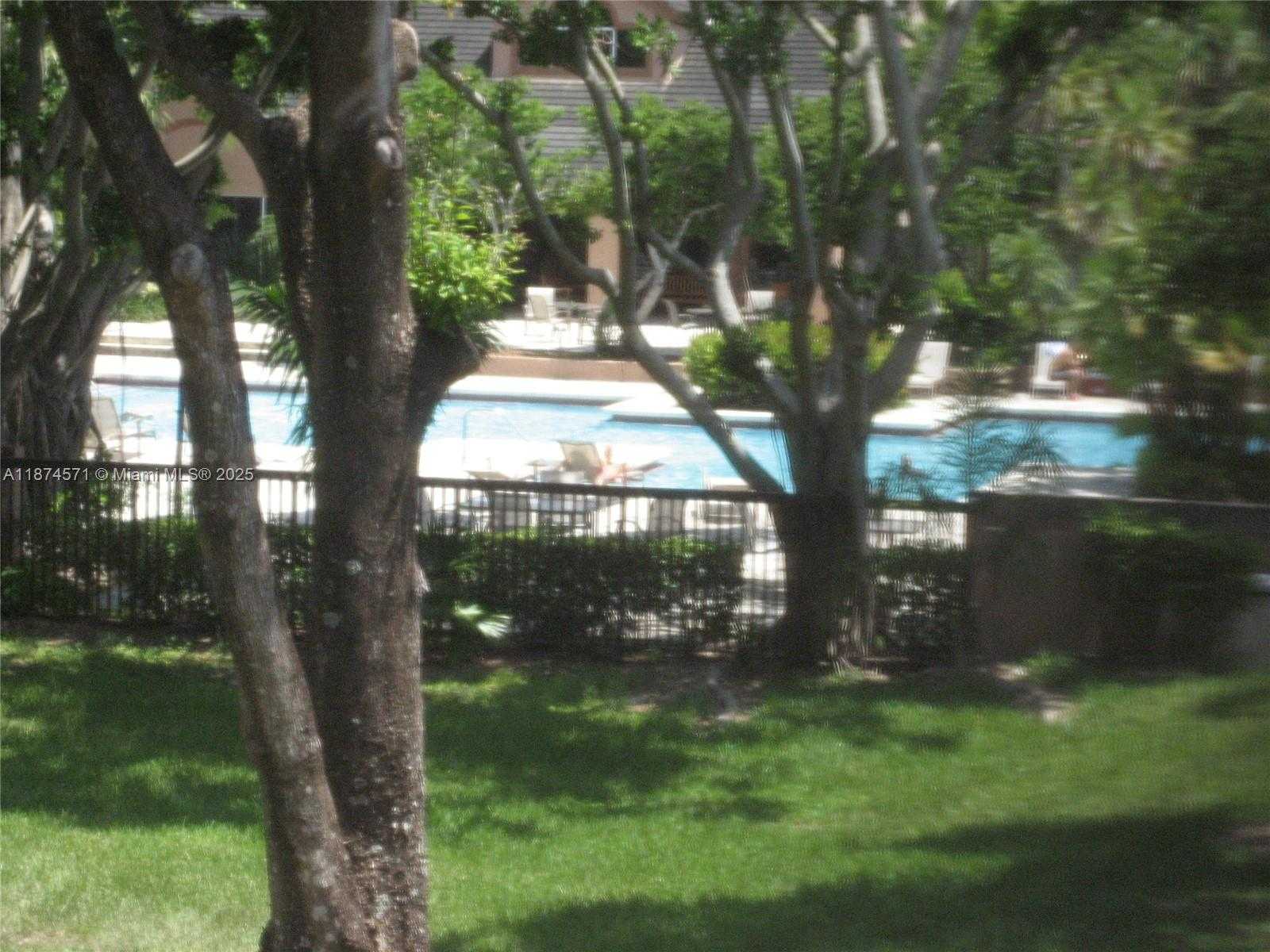 Small Image of 9203 SW 141st Pl, Miami, FL 33186, USA Number 12