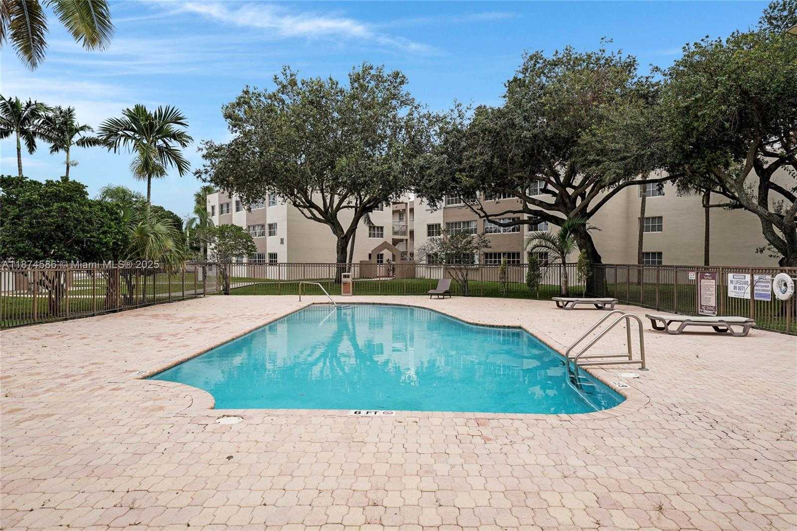 Small Image of 6115 NORTH WEST 186TH ST #104, Hialeah Number 21