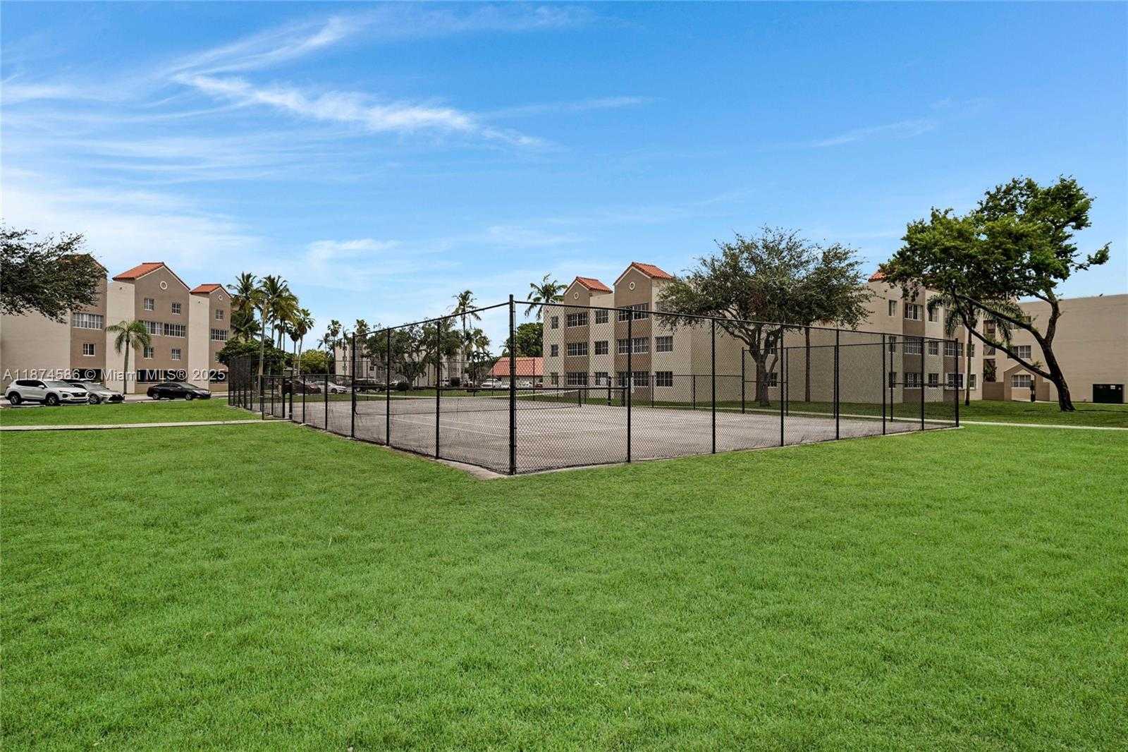 Small Image of 6115 NORTH WEST 186TH ST #104, Hialeah Number 22
