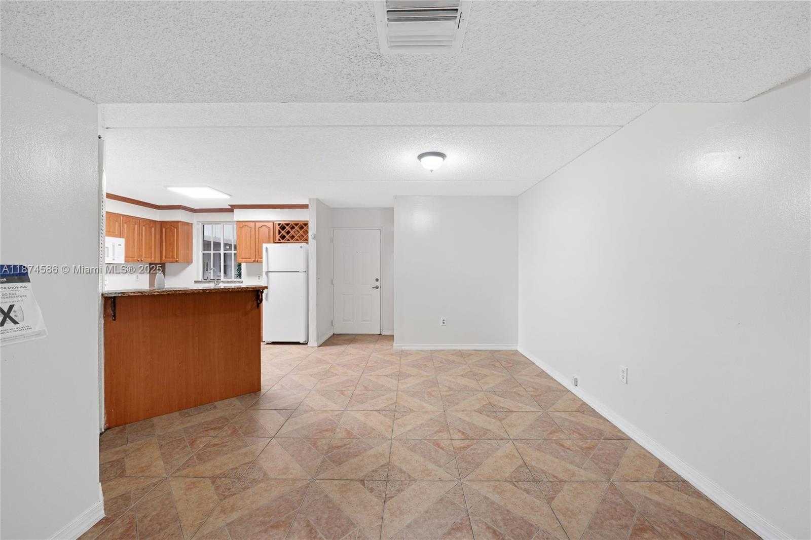 Small Image of 6115 NORTH WEST 186TH ST #104, Hialeah Number 3