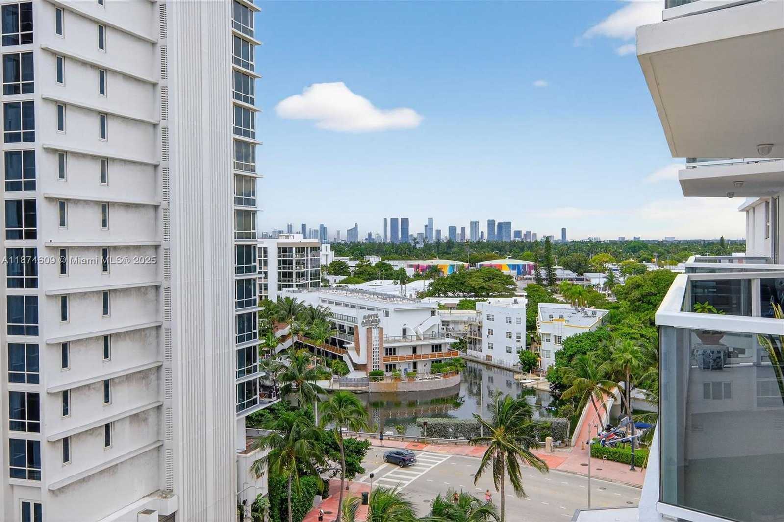 Small Image of 2401 COLLINS AVE #1005, Miami Beach Number 17