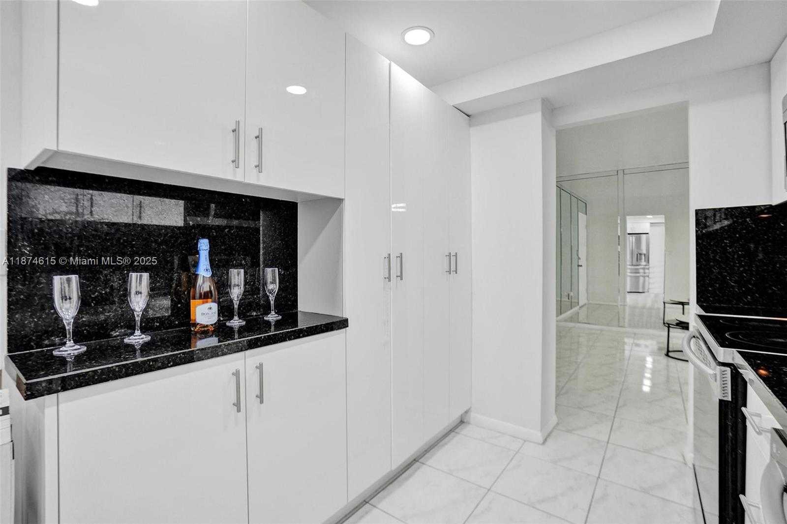 Small Image of 1849 SOUTH OCEAN DR #407, Hallandale Beach Number 19