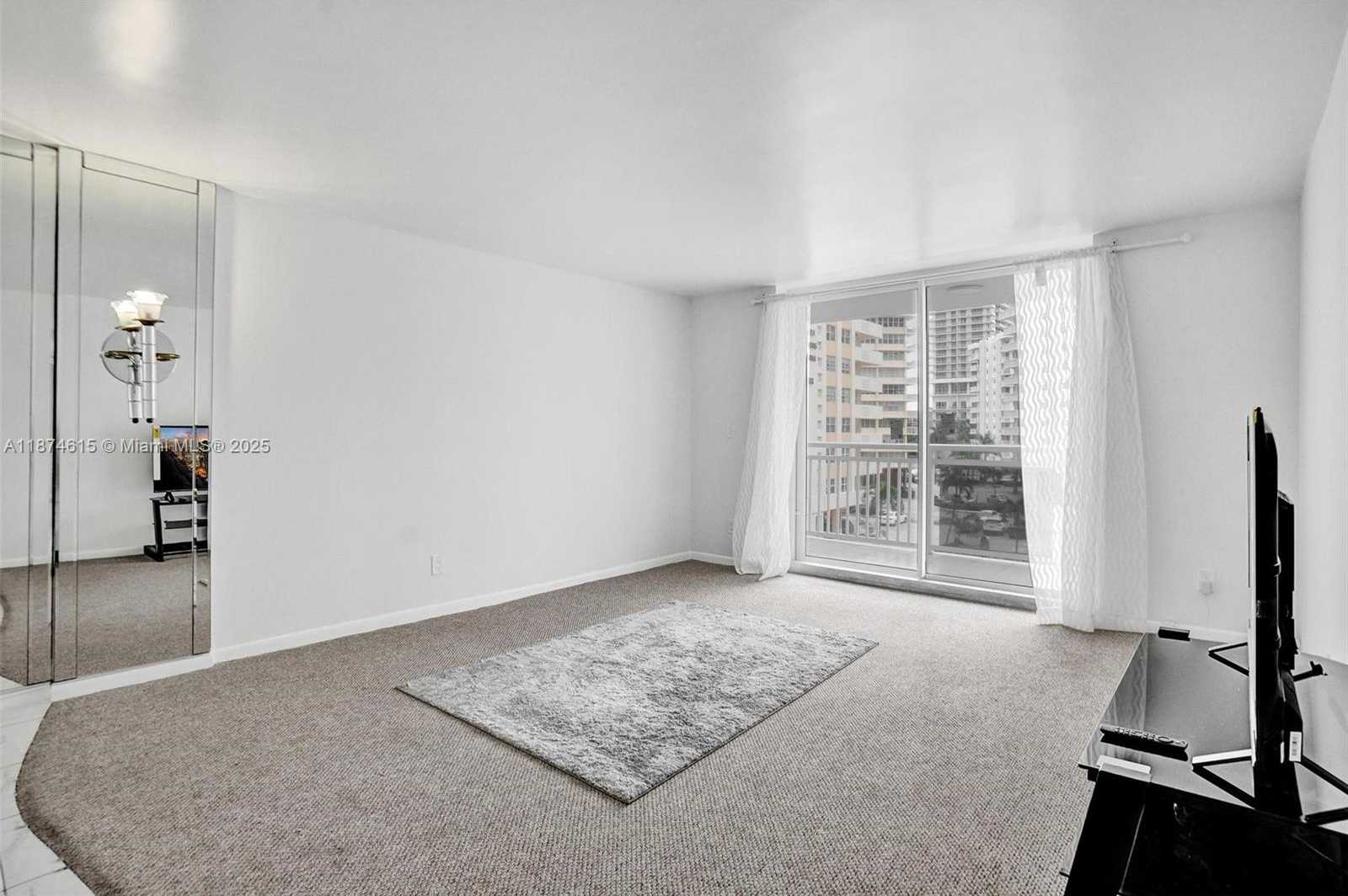 Small Image of 1849 SOUTH OCEAN DR #407, Hallandale Beach Number 23