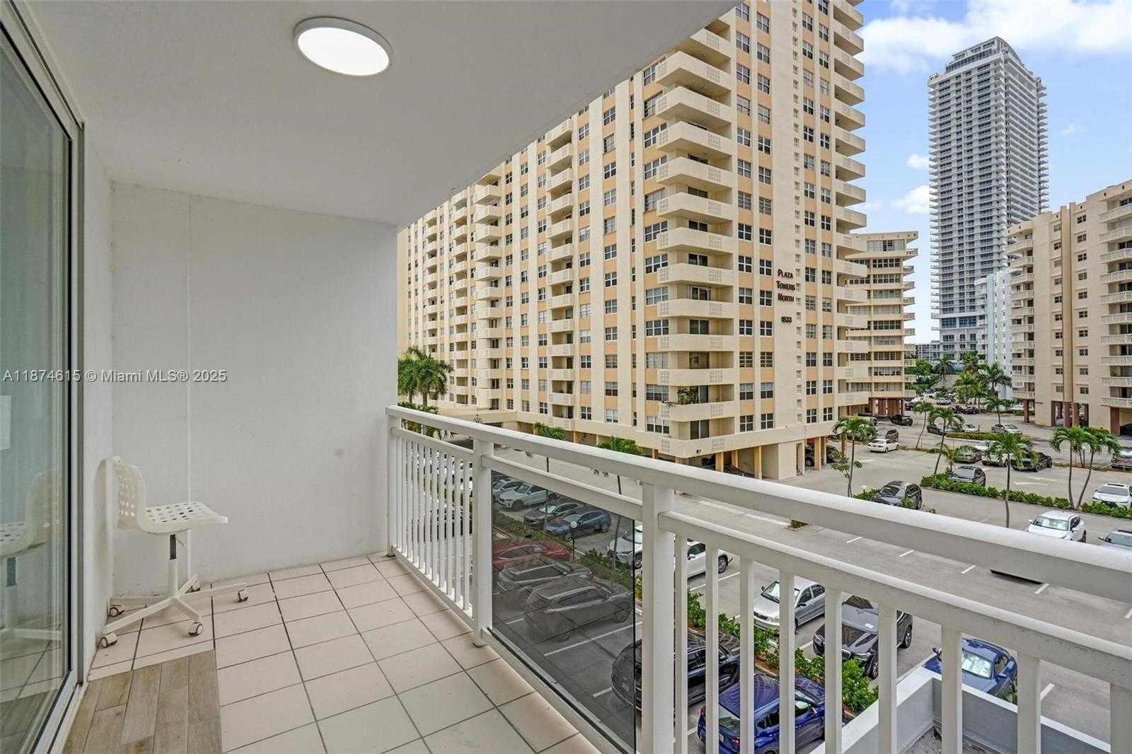 Small Image of 1849 SOUTH OCEAN DR #407, Hallandale Beach Number 27