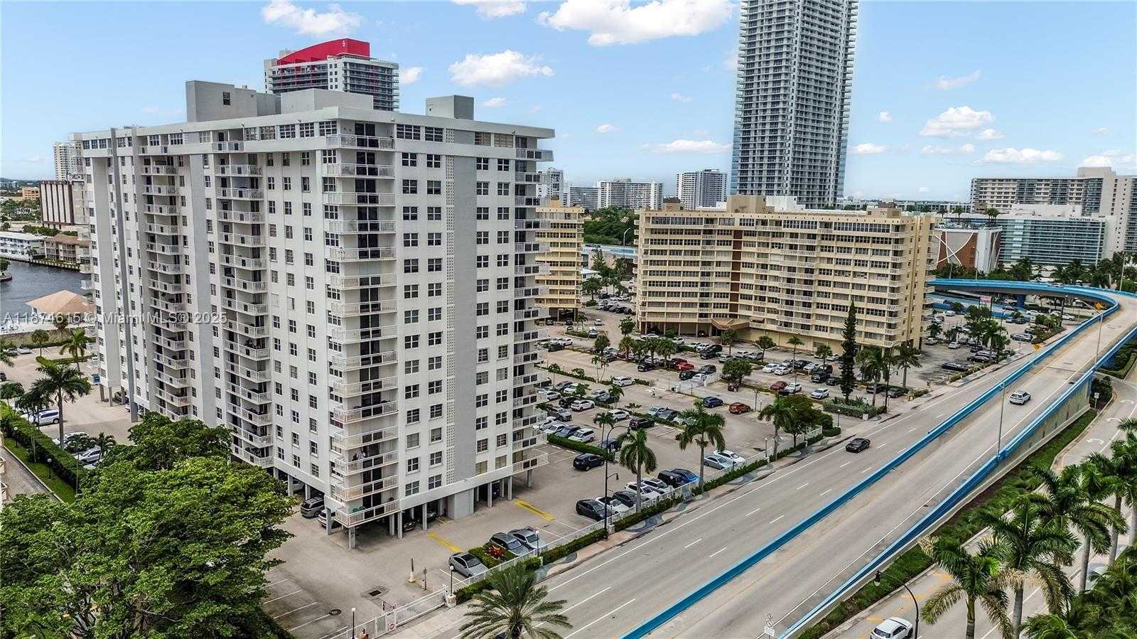 Small Image of 1849 SOUTH OCEAN DR #407, Hallandale Beach Number 42