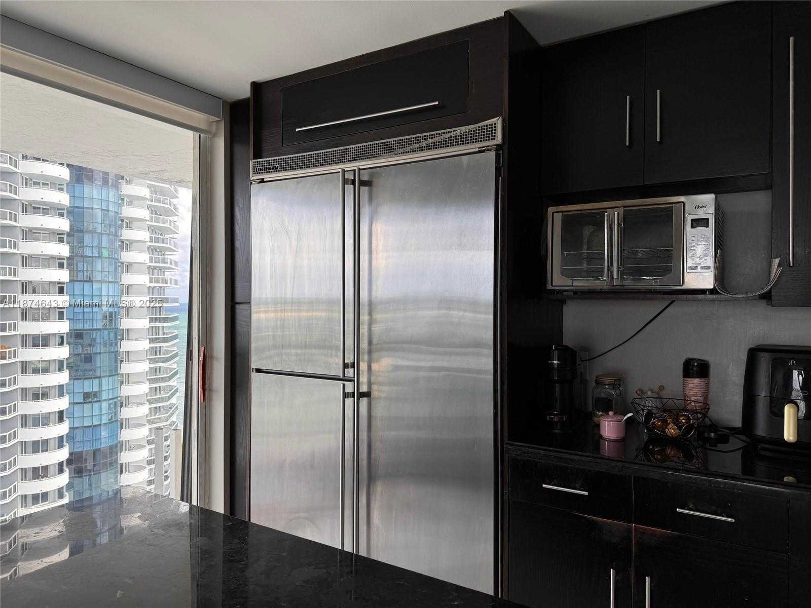 Small Image of 6061 COLLINS AVE #23A, Miami Beach Number 16