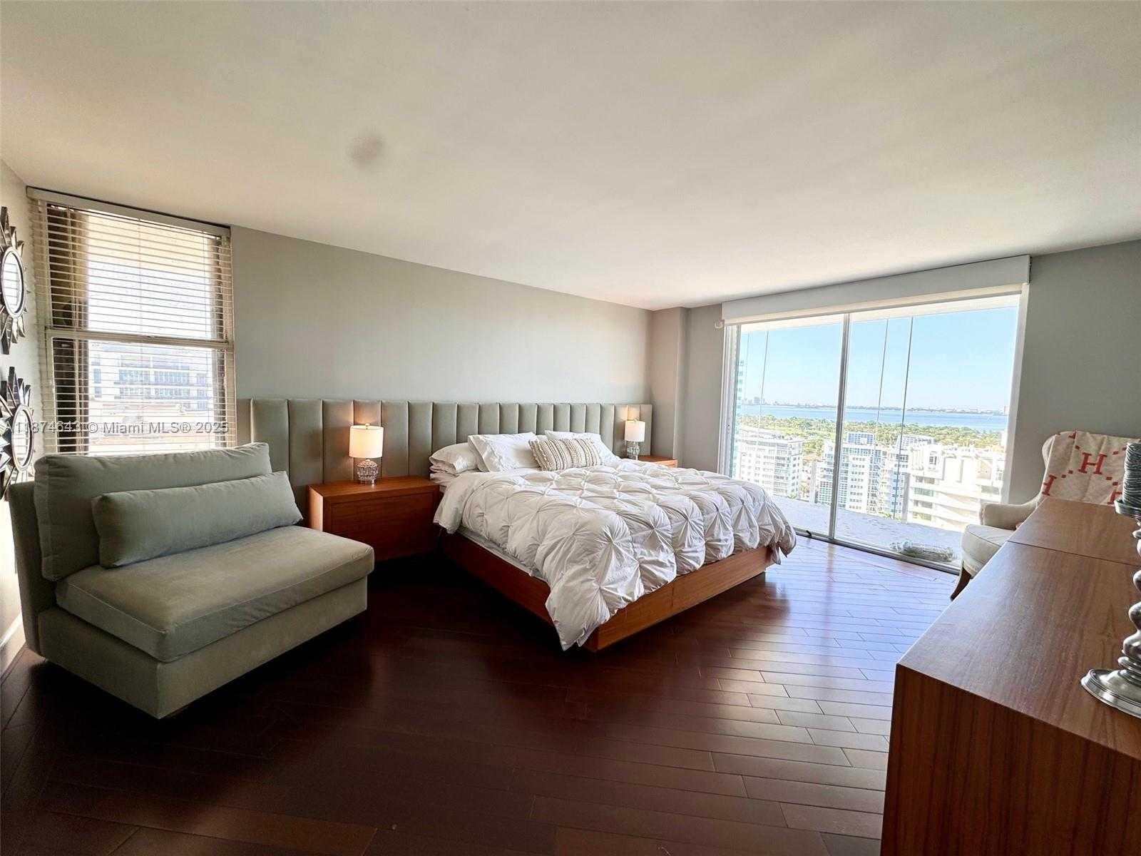 Small Image of 6061 COLLINS AVE #23A, Miami Beach Number 5