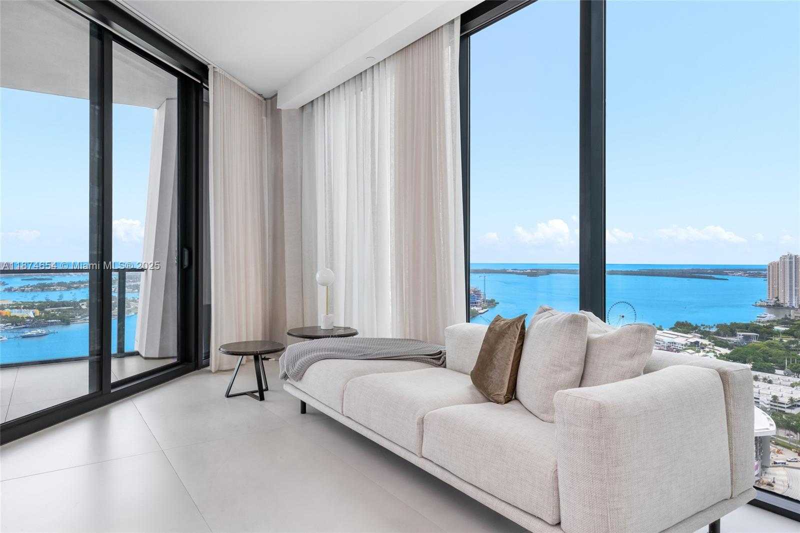 Small Image of 1000 BISCAYNE BLVD #3801, Miami Number 15
