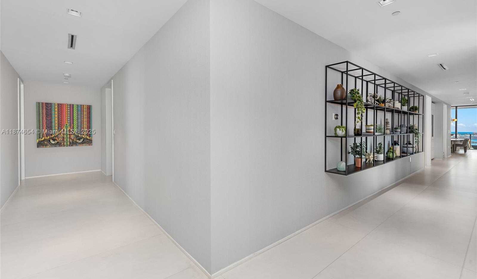 Small Image of 1000 BISCAYNE BLVD #3801, Miami Number 19