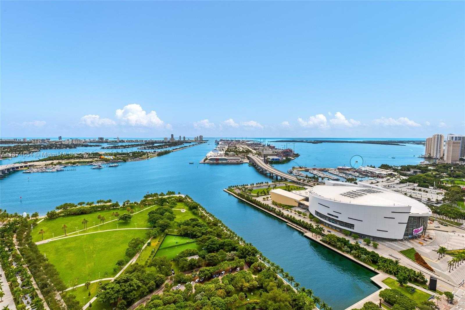 Small Image of 1000 BISCAYNE BLVD #3801, Miami Number 27