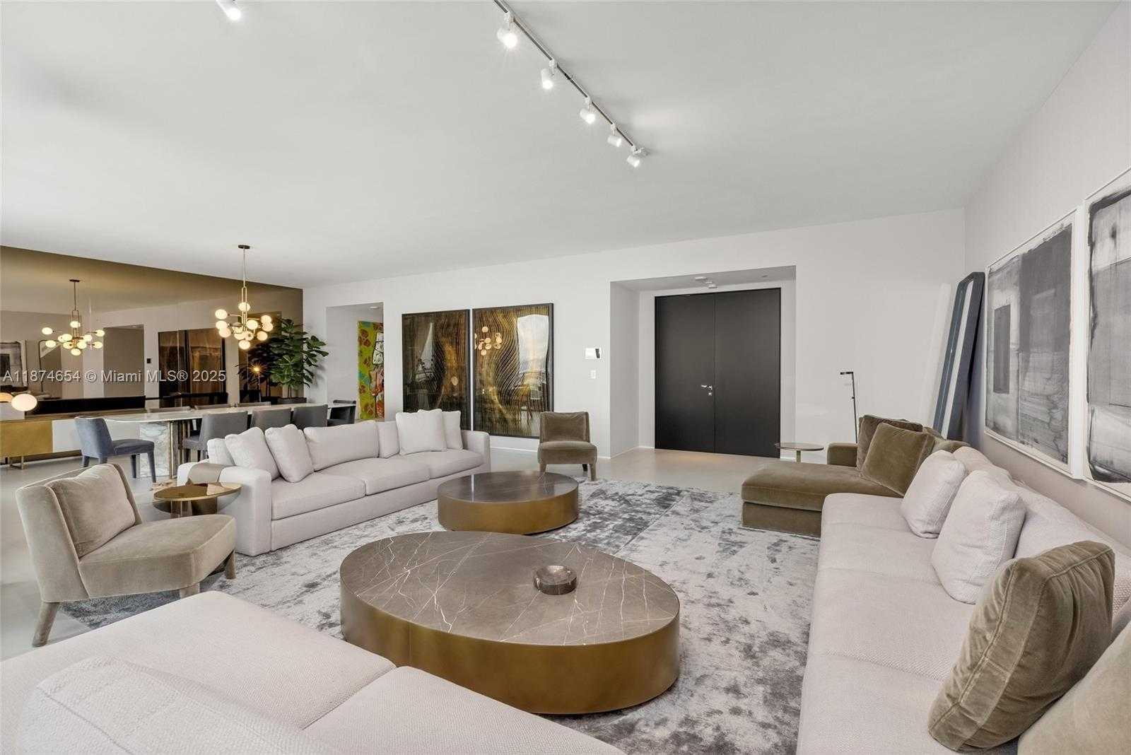 Small Image of 1000 BISCAYNE BLVD #3801, Miami Number 8