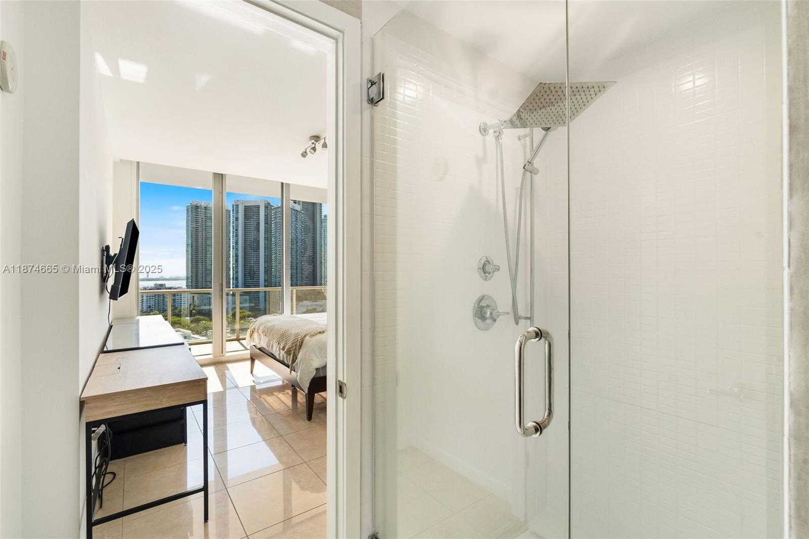 Small Image of 3470 EAST COAST AVE #H1711, Miami Number 16