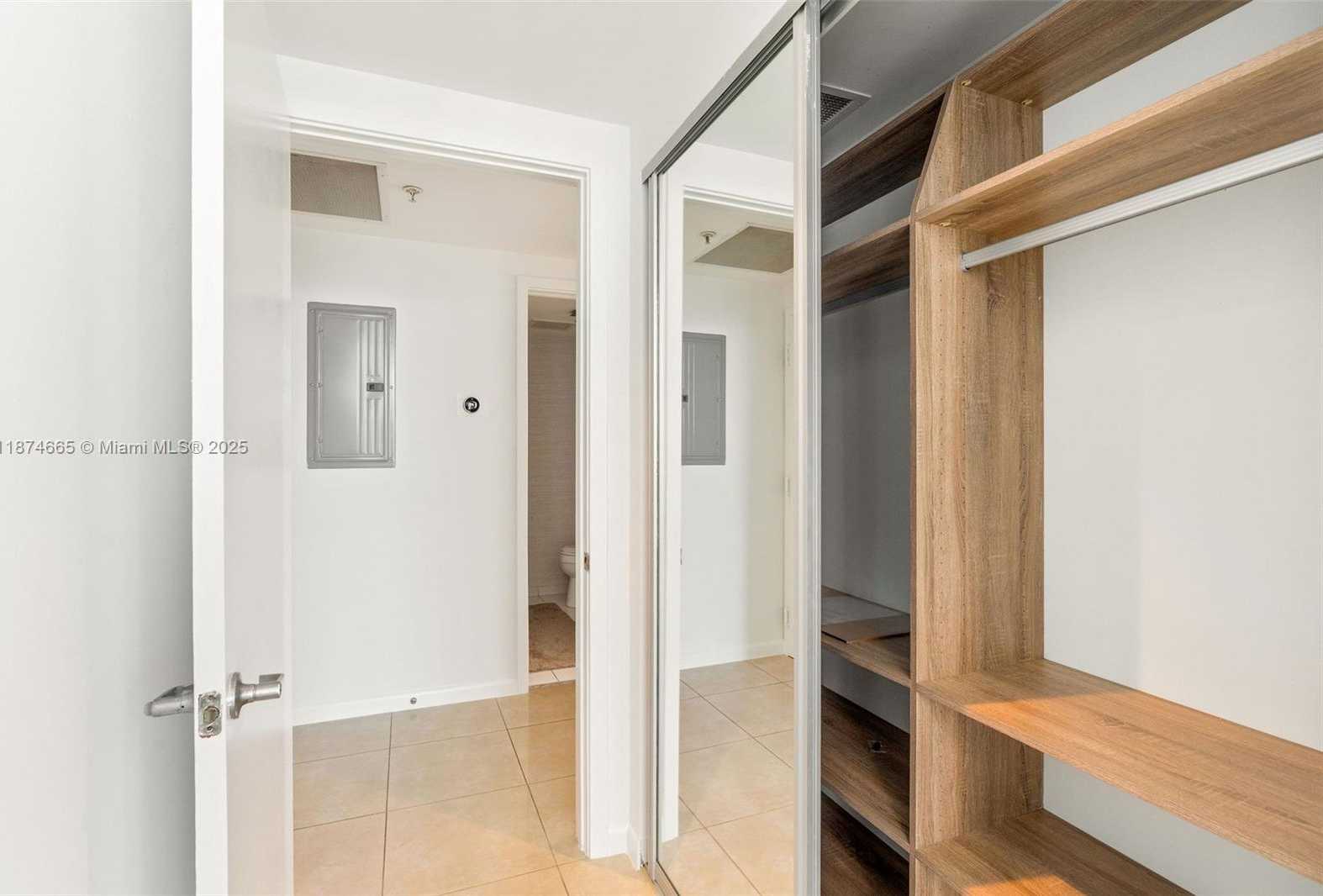 Small Image of 3470 EAST COAST AVE #H1711, Miami Number 23