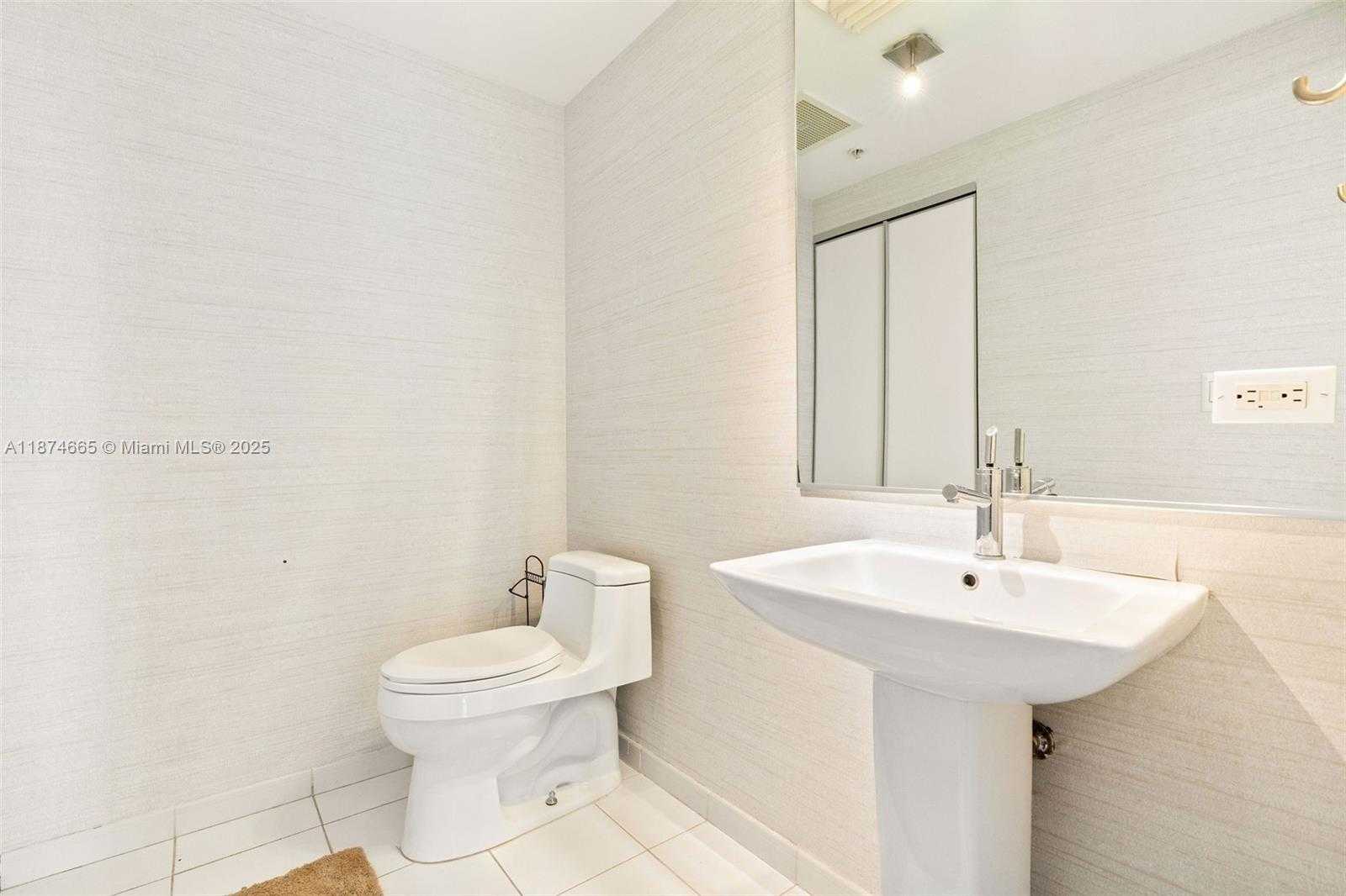 Small Image of 3470 EAST COAST AVE #H1711, Miami Number 24
