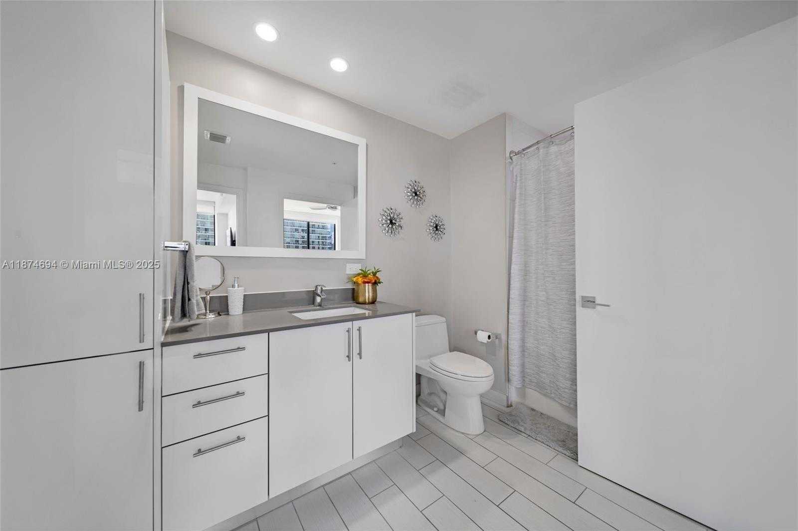 Small Image of 999 SOUTH WEST 1ST AVE #1903, Miami Number 12
