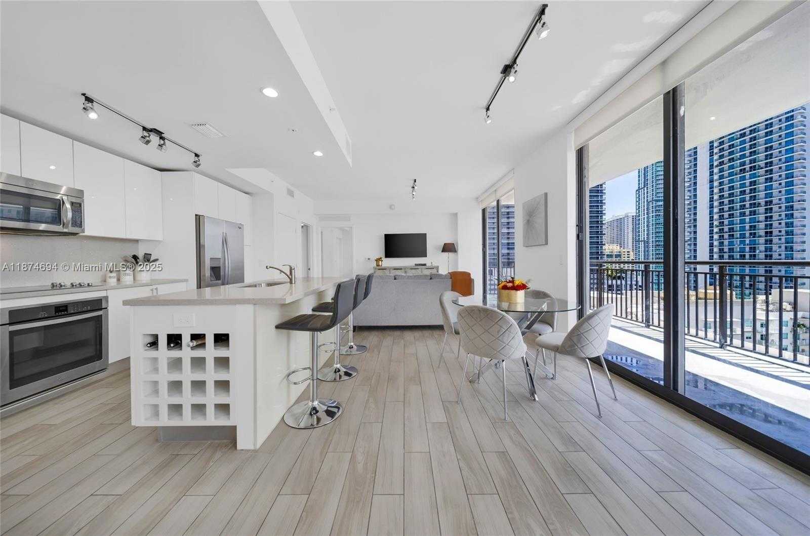 Small Image of 999 SOUTH WEST 1ST AVE #1903, Miami Number 3