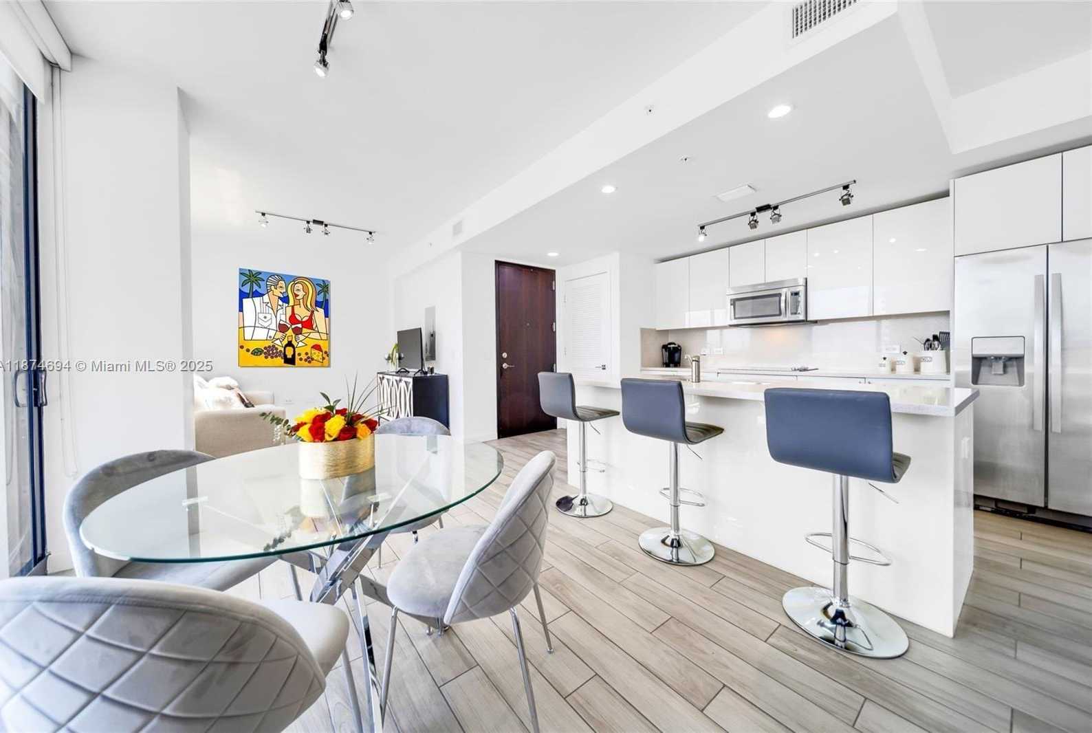Small Image of 999 SOUTH WEST 1ST AVE #1903, Miami Number 4