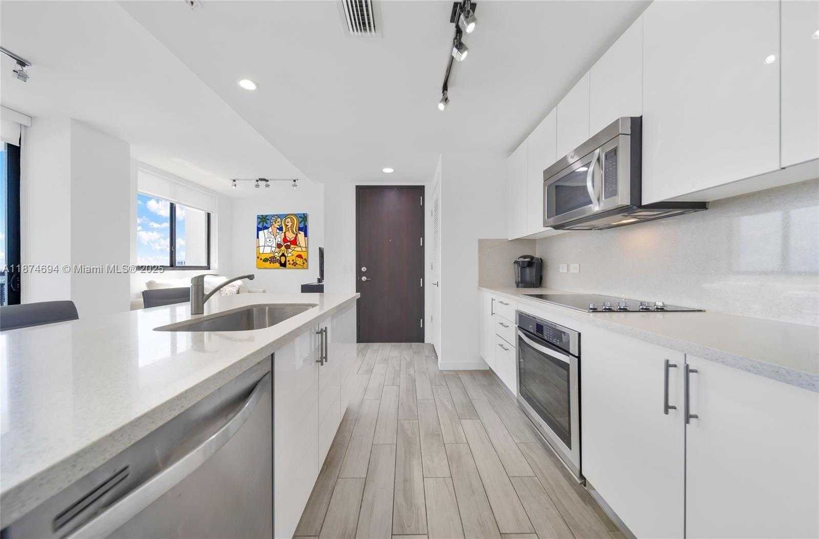 Small Image of 999 SOUTH WEST 1ST AVE #1903, Miami Number 6