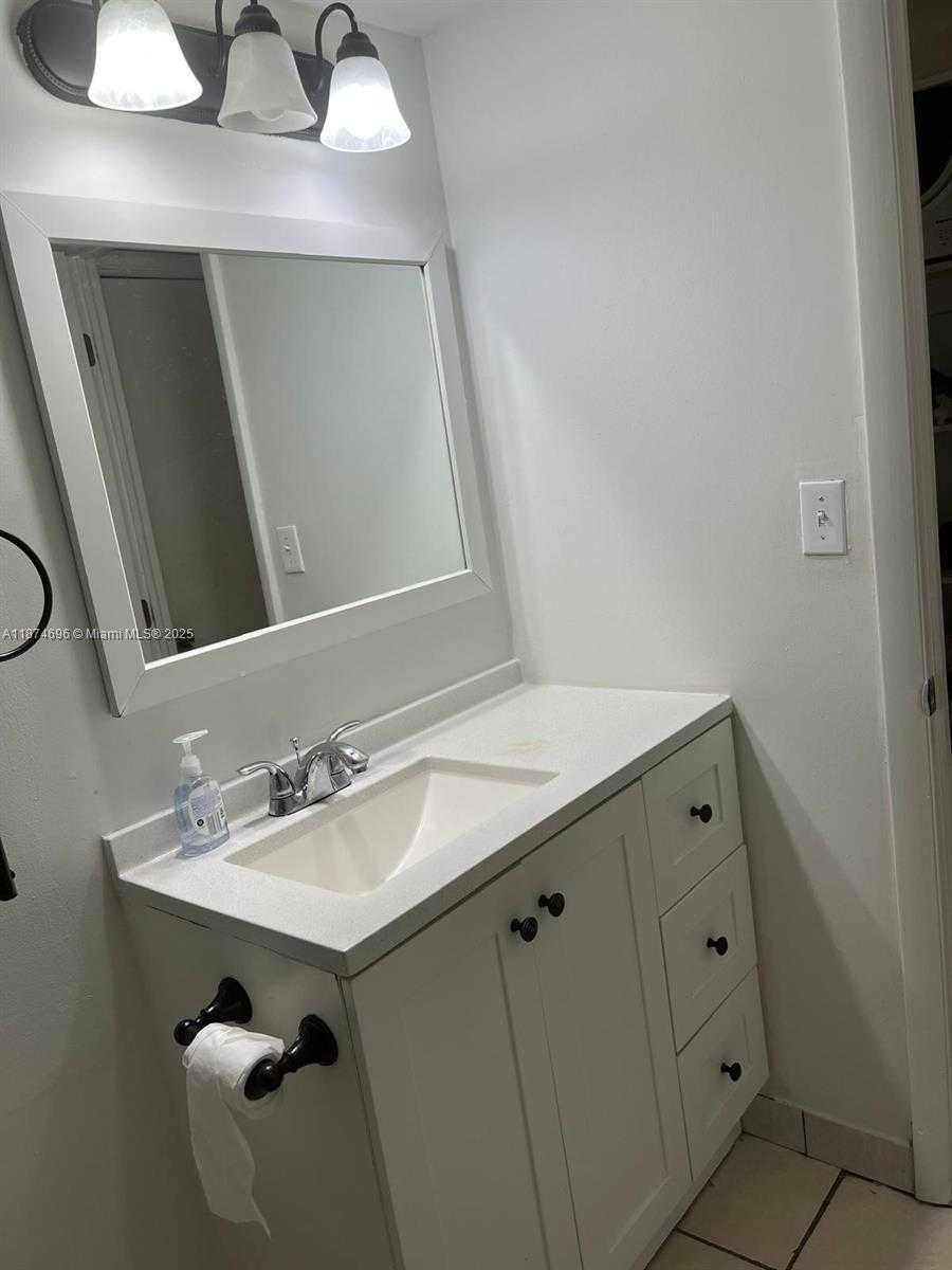 Small Image of 11295 SOUTH WEST 88TH ST #M109, Miami Number 6