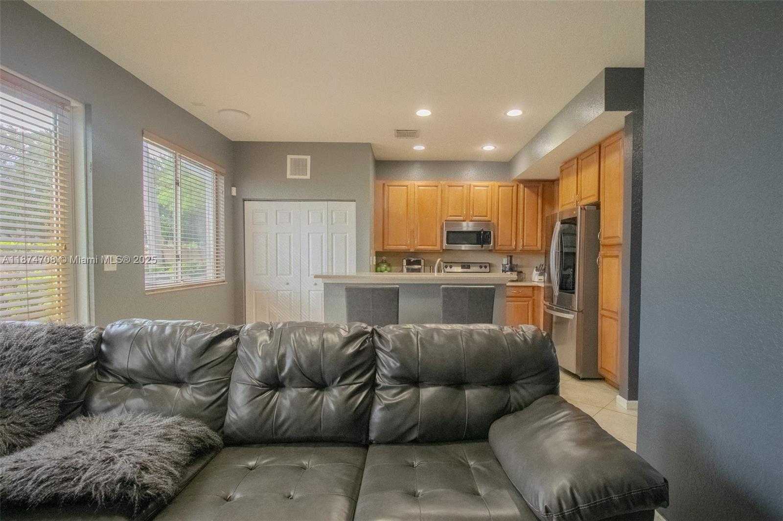 Small Image of 21119 NORTH WEST 14TH PL #437, Miami Gardens Number 12