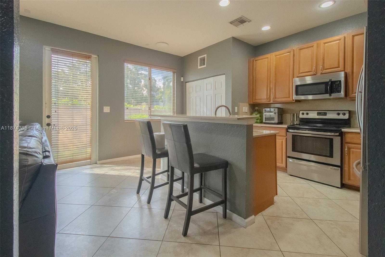 Small Image of 21119 NORTH WEST 14TH PL #437, Miami Gardens Number 14