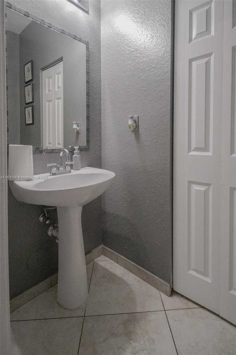 Small Image of 21119 NORTH WEST 14TH PL #437, Miami Gardens Number 22