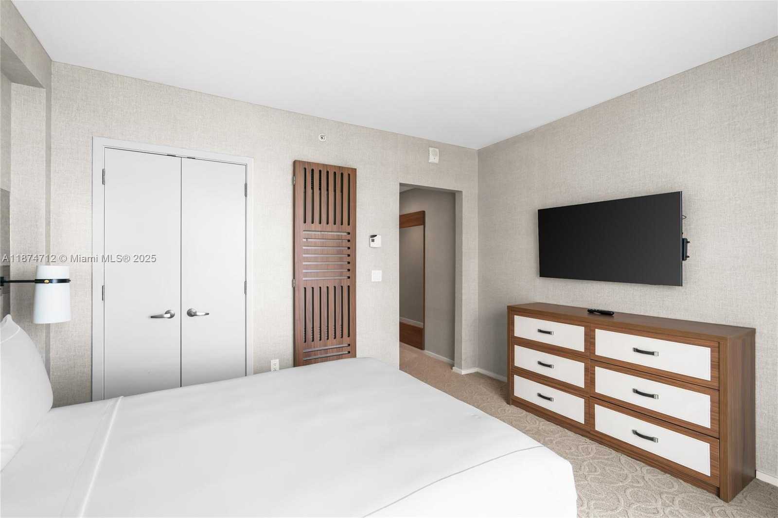 Small Image of 551 NORTH FORT LAUDERDALE BEACH BLVD #R2212, Fort Lauderdale Number 17
