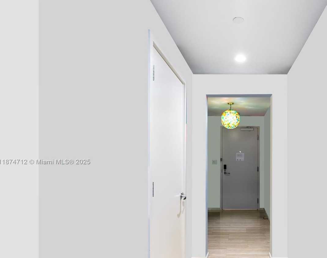 Small Image of 551 NORTH FORT LAUDERDALE BEACH BLVD #R2212, Fort Lauderdale Number 5