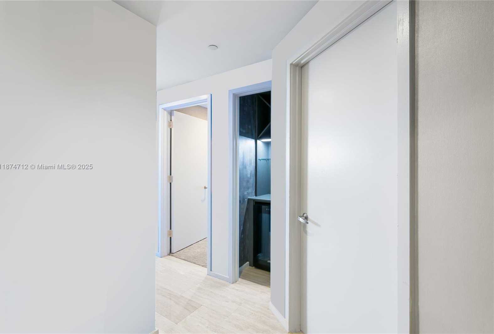 Small Image of 551 NORTH FORT LAUDERDALE BEACH BLVD #R2212, Fort Lauderdale Number 7