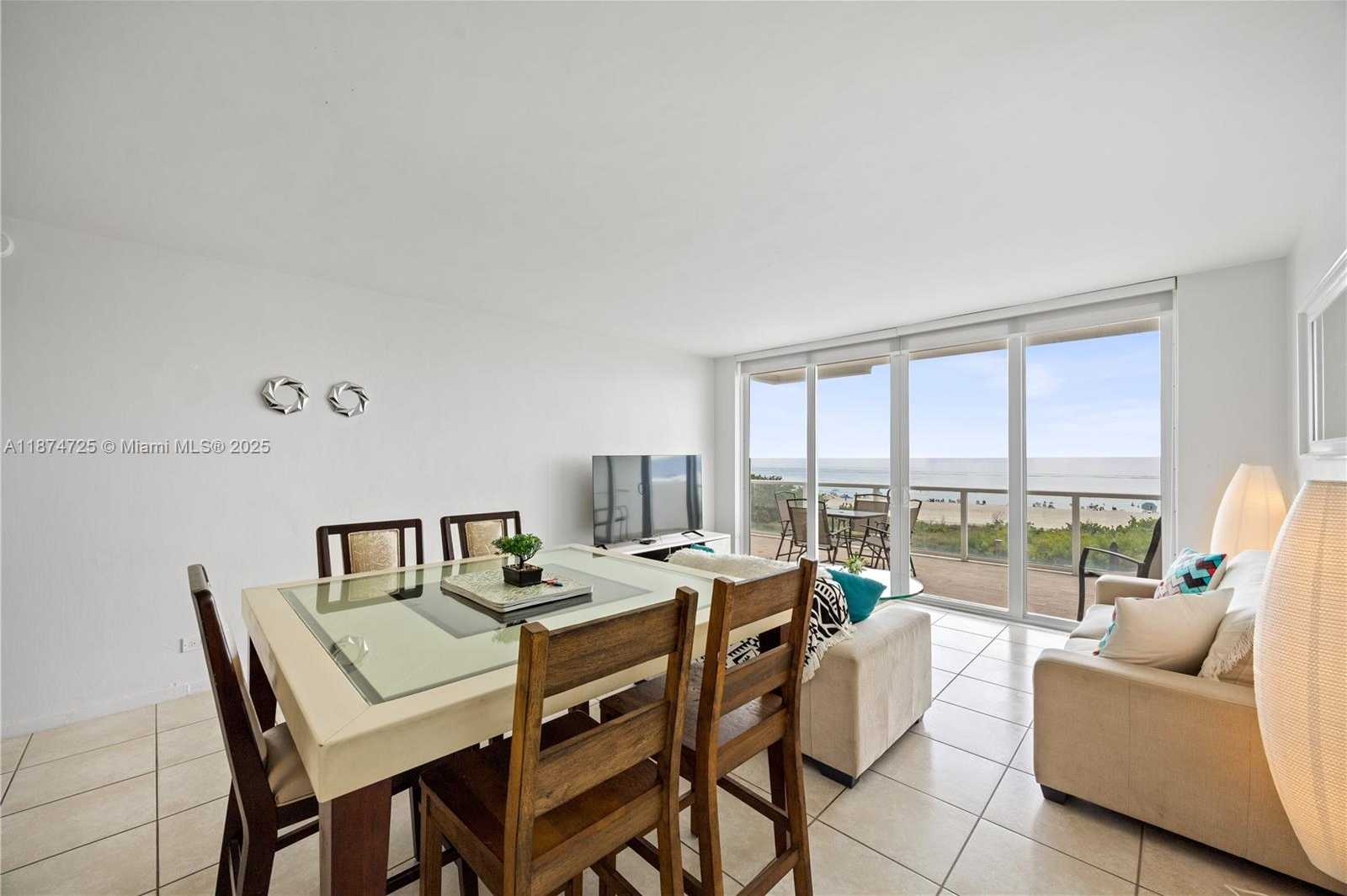 Small Image of 5601 COLLINS AVE #410, Miami Beach Number 15
