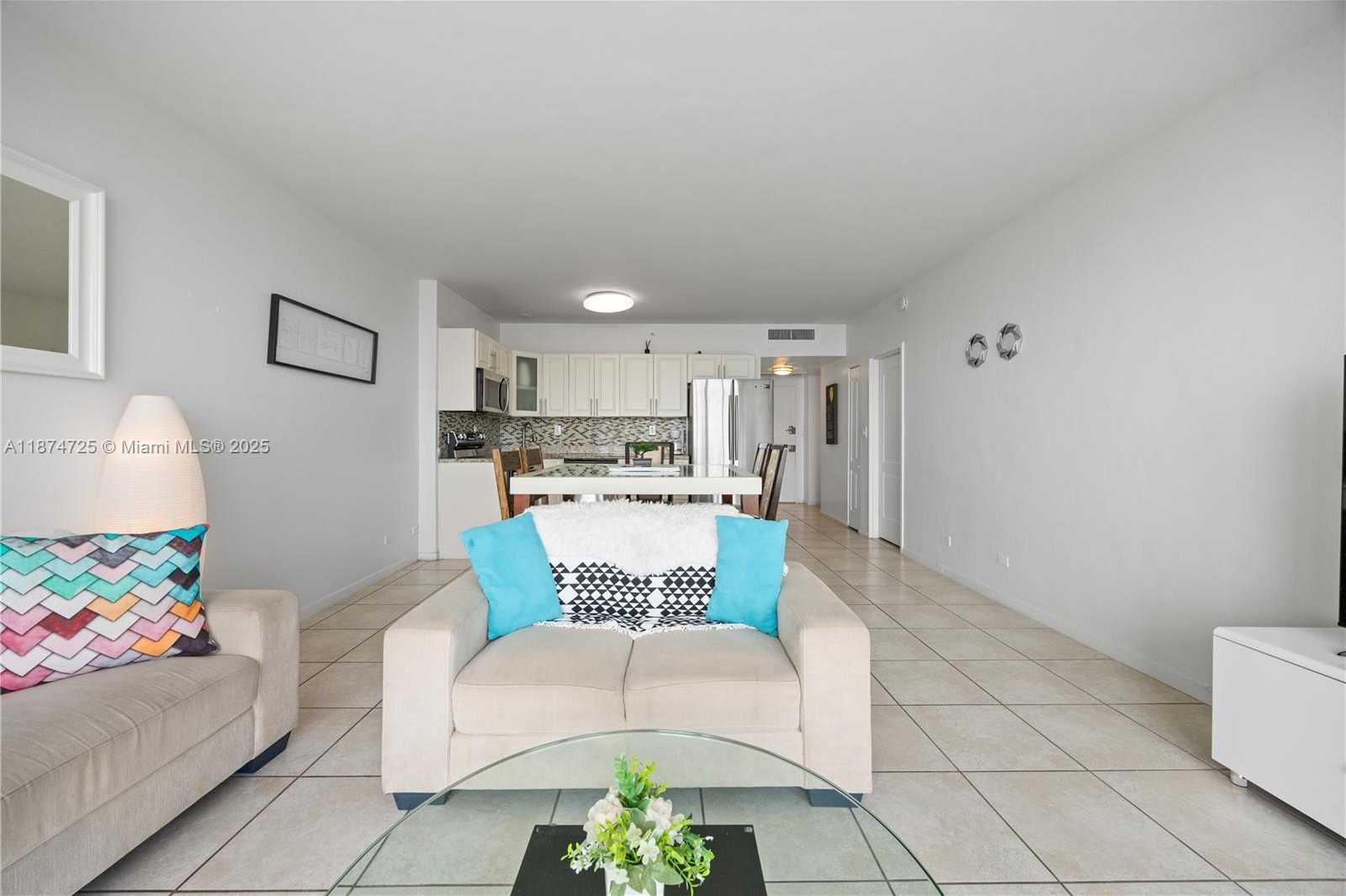 Small Image of 5601 COLLINS AVE #410, Miami Beach Number 16