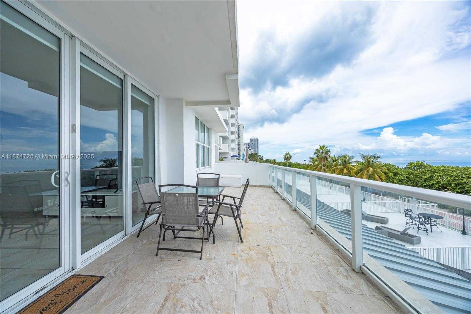Small Image of 5601 COLLINS AVE #410, Miami Beach Number 24