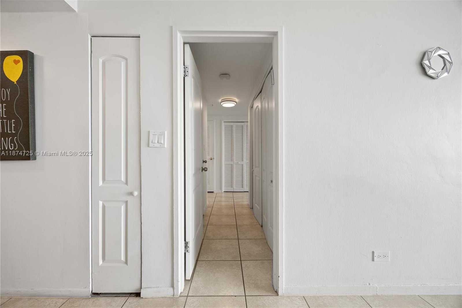 Small Image of 5601 COLLINS AVE #410, Miami Beach Number 26