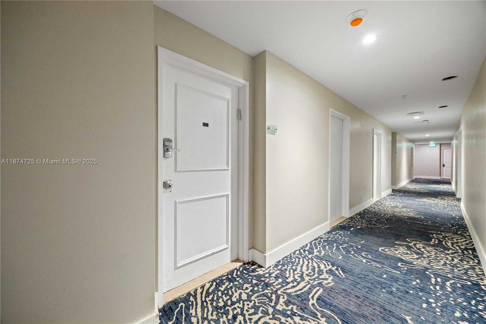 Small Image of 5601 COLLINS AVE #410, Miami Beach Number 32