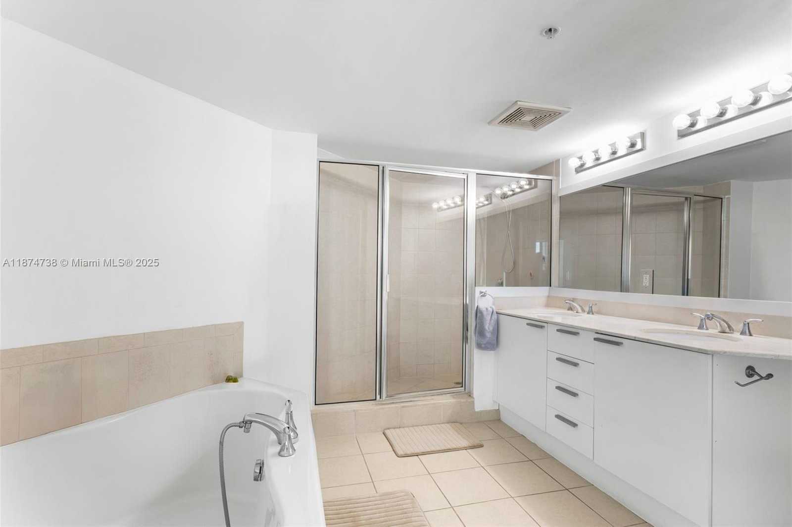 Small Image of 16699 COLLINS AVE #3402, Sunny Isles Beach Number 9